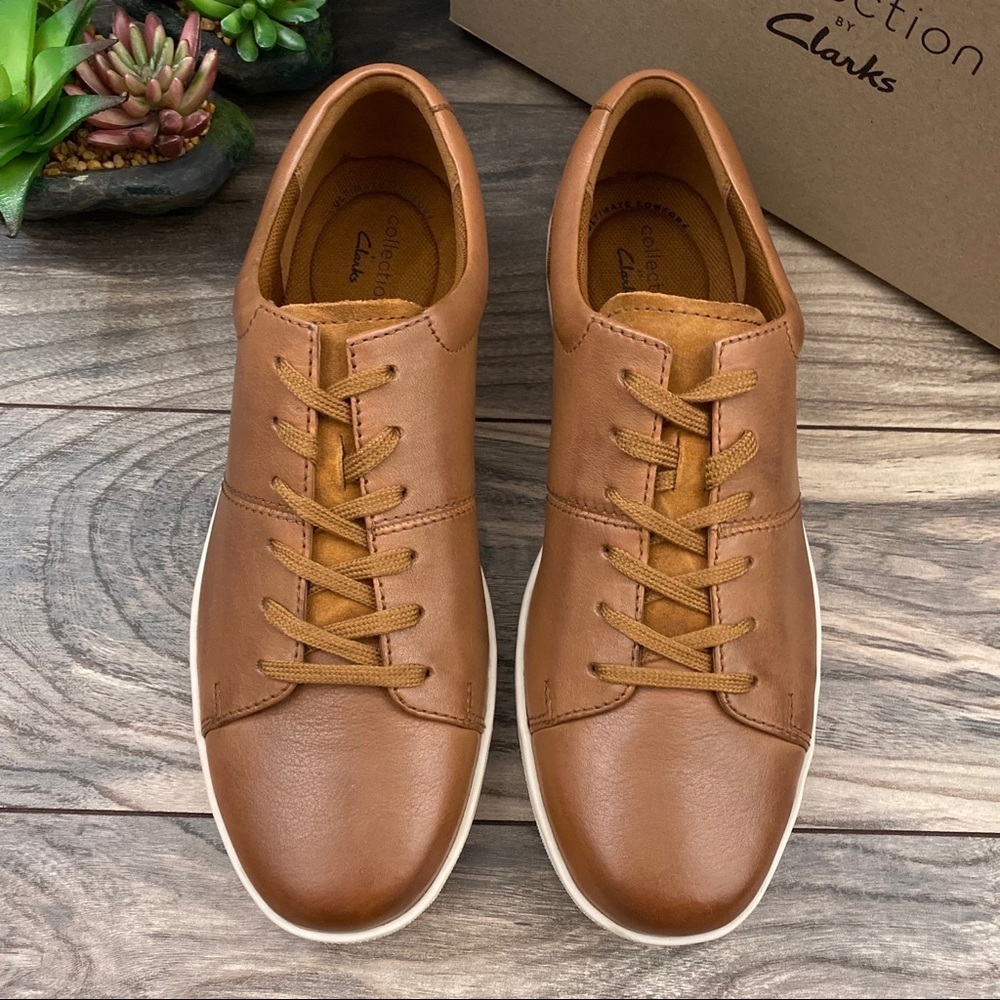 NIB Clarks Kitna Vibe Casual Comfort Sneakers Tan - Picture 2 of 10